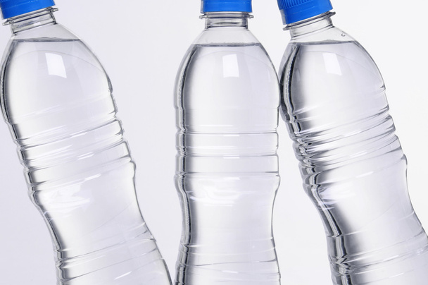 garrafas de água closeup
 - Foto, Imagem