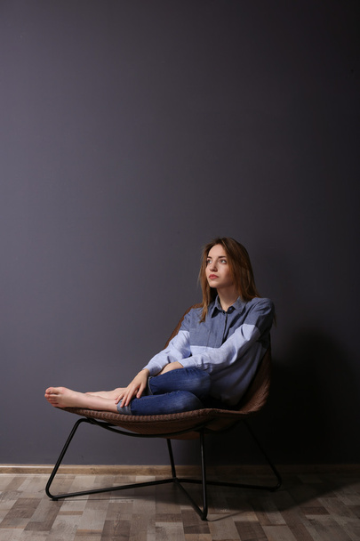 young woman in shirt and jeans  - Foto, immagini