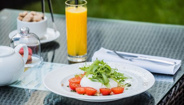 fresh breakfast on the terrace - Zdjęcie, obraz
