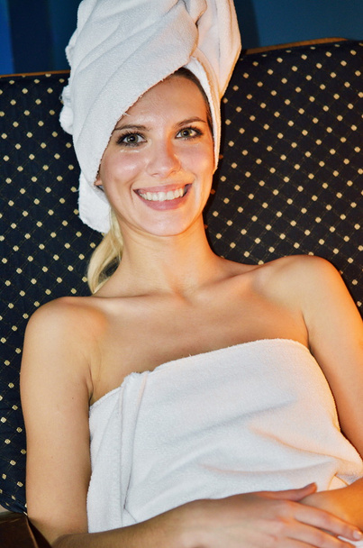 Beautiful young woman in spa - Photo, Image