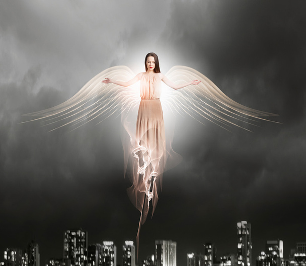 Angelic mulher bonita
 - Foto, Imagem