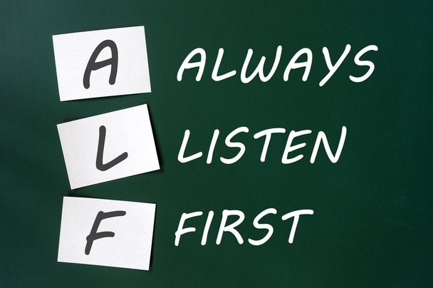 acrónimo de ALF para escuchar siempre primero
 - Foto, Imagen