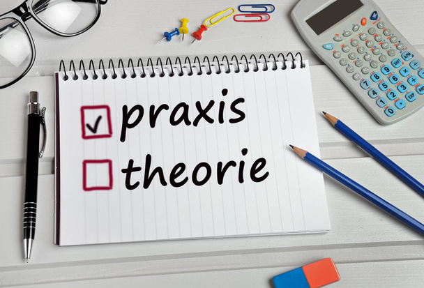 Τα λόγια Praxis θεωρία για το Σημειωματάριο - Φωτογραφία, εικόνα
