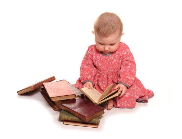 Baby Mädchen liest einige Bücher - Foto, Bild