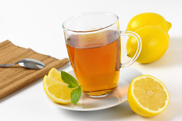 black tea with lemon - Fotó, kép