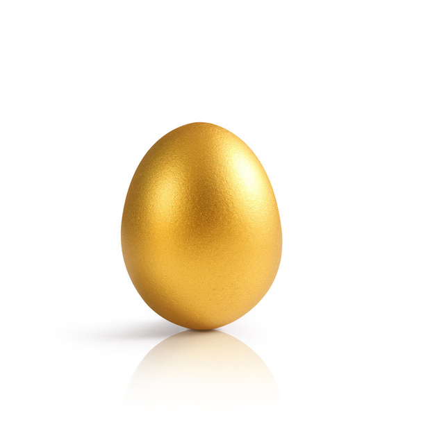 Arany húsvéti tojás elszigetelt - Fotó, kép