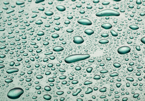Капли воды в металлическую пластину
 - Фото, изображение