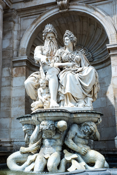 Fountain in the Hofburg in Vienna - Valokuva, kuva