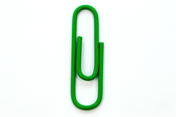 trombone vert sur fond blanc
 - Photo, image