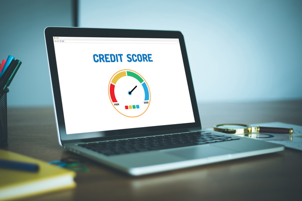 Computer with credit score application  - Foto, Imagen