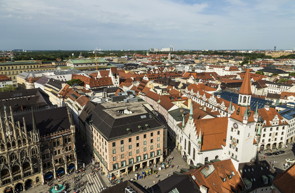 Belle vue aérienne ensoleillée super grand angle de Munich, Bavière
. - Photo, image