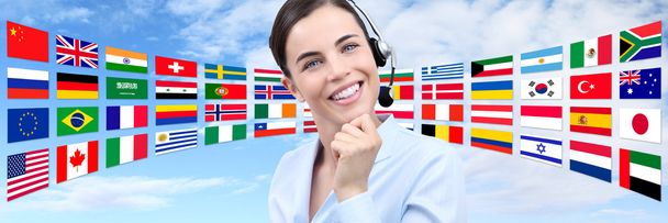Ota yhteyttä, asiakaspalvelun operaattori nainen kuulokkeet hymyilevä
 - Valokuva, kuva
