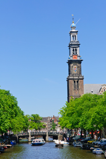 Вестеркерк и Принсенграхт в Амстердаме, Нидерланды
 - Фото, изображение