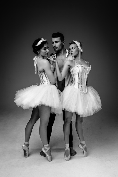 Klassinen baletti tanssijoita
 - Valokuva, kuva