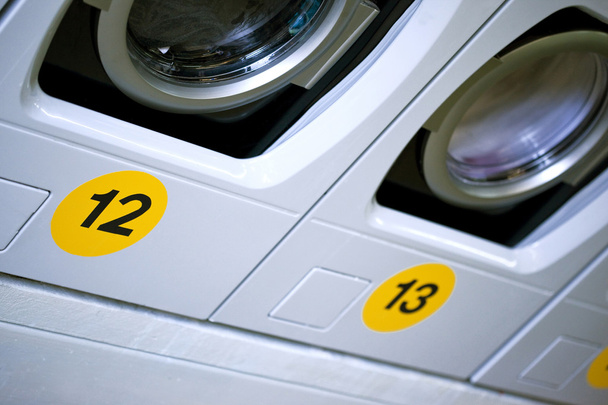 A sürgető mosógépek - Fotó, kép