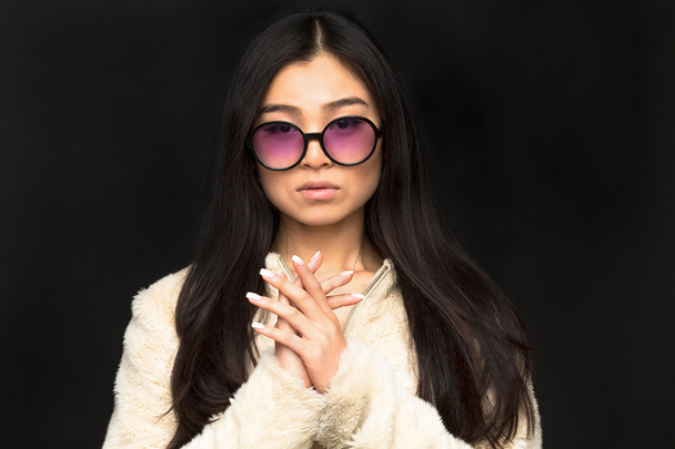 asian model woman in sunglasses - Foto, imagen