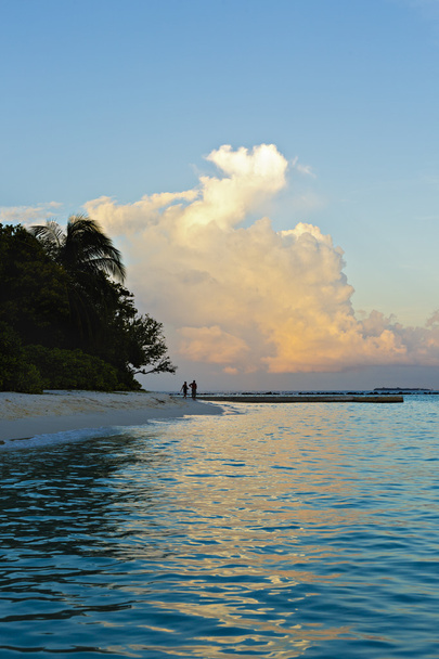 scéna s idylickou krajinou v Maledivy - Fotografie, Obrázek