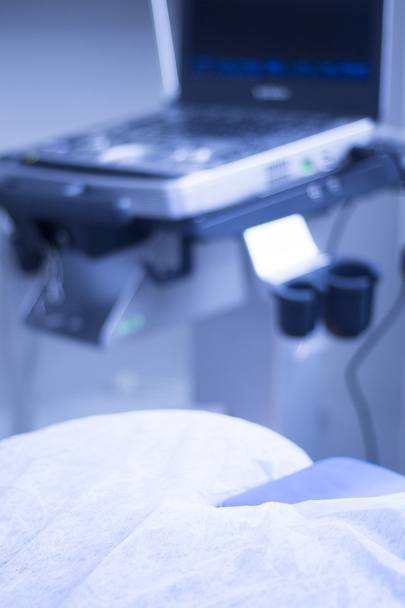 Ultrahang percel Epi fizioterápia - Fotó, kép