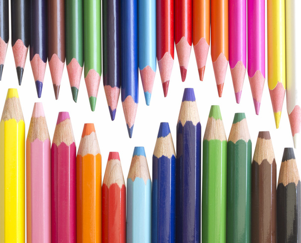 crayons colorés isolés sur blanc - Photo, image