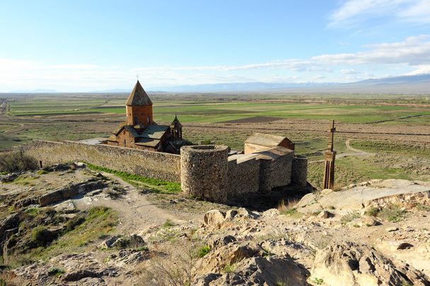 Mosteiro antigo Khor Virap na Armênia
 - Foto, Imagem