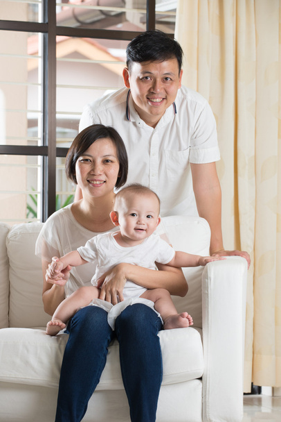 Happy Asian Family - Valokuva, kuva