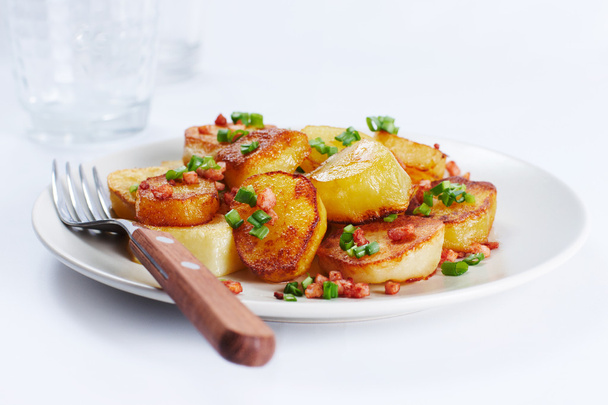 Жареный картофель - Фото, изображение