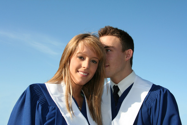 Мила пара в випускних сукнях
 - Фото, зображення