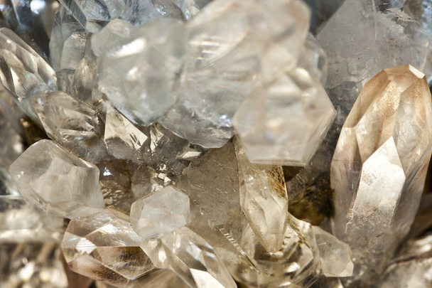 kristallisierter Quarz - Bergkristall - Foto, Bild