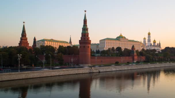 Igrejas e torres do Kremlin, Moscou
 - Filmagem, Vídeo