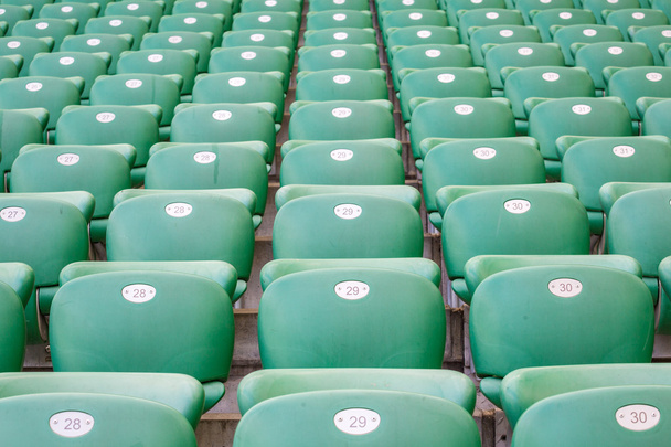 Yeşil plastik koltuk modern Stadyumu'nda - Fotoğraf, Görsel