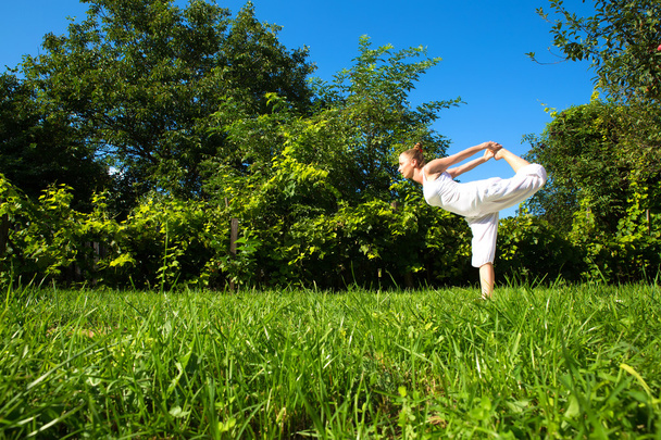 Yoga in the Park	 - Zdjęcie, obraz