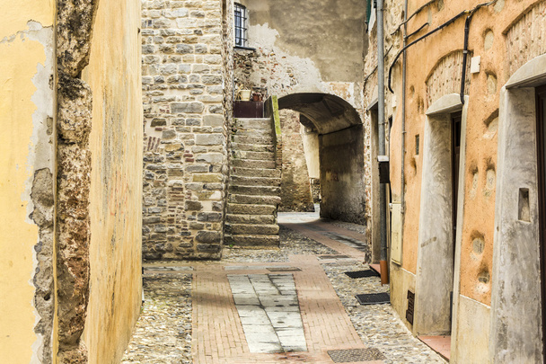 İtalya tipik eski dar sokak - Fotoğraf, Görsel