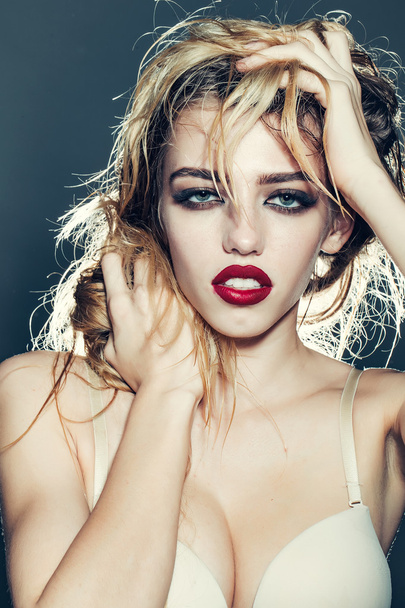 Pretty woman with red lips - Фото, зображення
