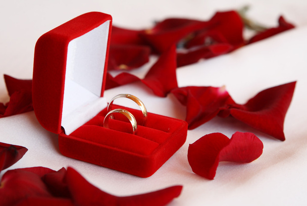 Weddings-rings - Foto, afbeelding