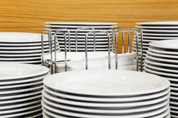 Буфетні плити, складені навколо дисплея серветки
 - Фото, зображення