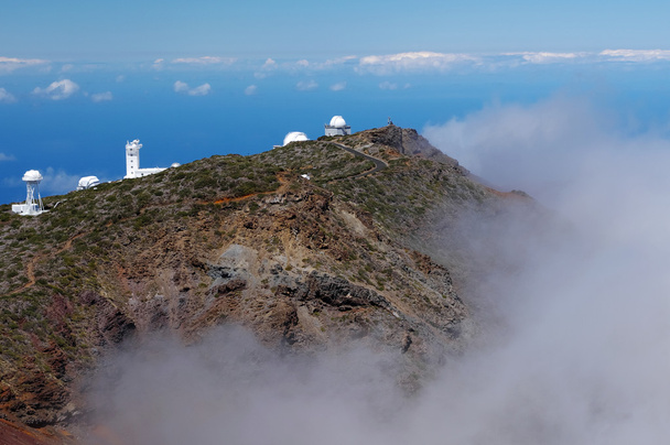 Αστεροσκοπείο στην κορυφή του νησιού - Φωτογραφία, εικόνα