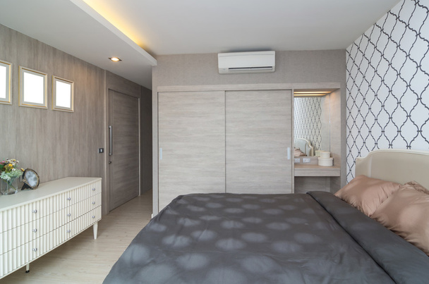  Dormitorio interior moderno de lujo
 - Foto, imagen