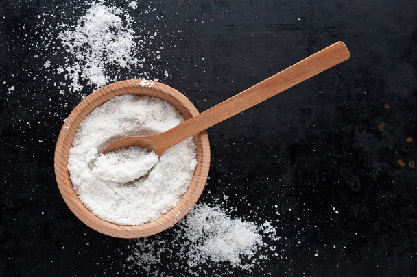salt and spoon - Foto, imagen
