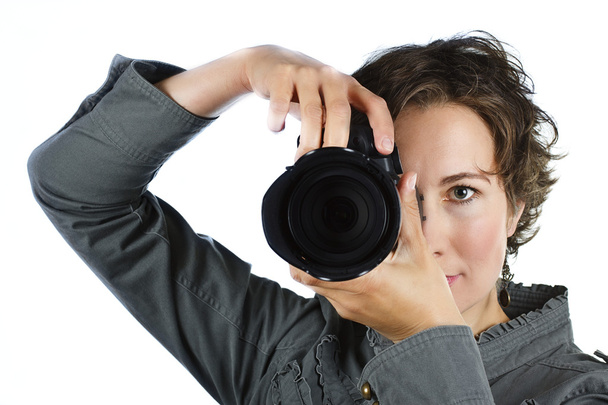 Mujer joven con cámara - Foto, imagen