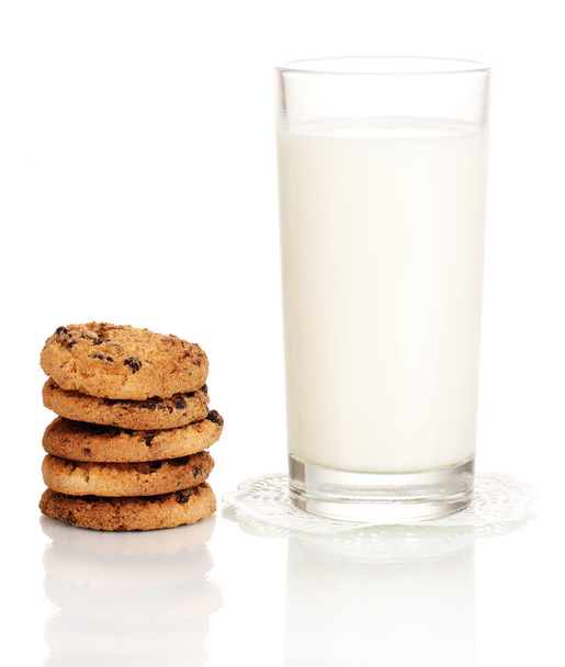 Glass of milk and cookies isolated on white - Фото, зображення