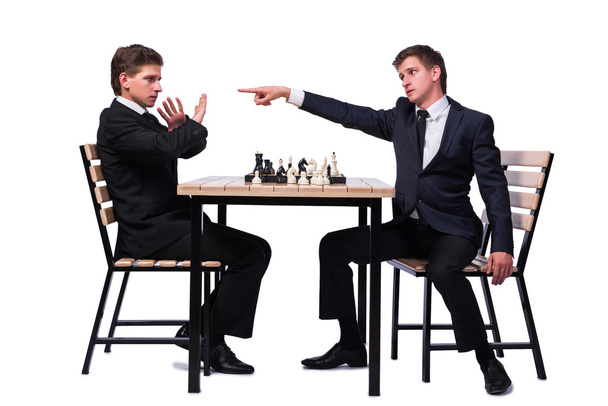 İkiz kardeşler beyaz izole satranç - Fotoğraf, Görsel