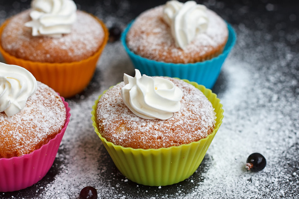 Muffins en silicone coloré
 - Photo, image
