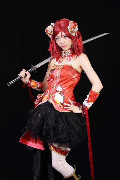 Asijská dívka v cosplay kostýmu s Meč katana - Fotografie, Obrázek