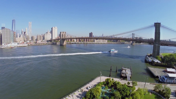 Vessels sail down East River - Footage, Video