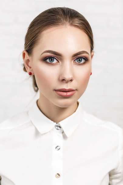 Beautiful woman face with professional makeup - Zdjęcie, obraz
