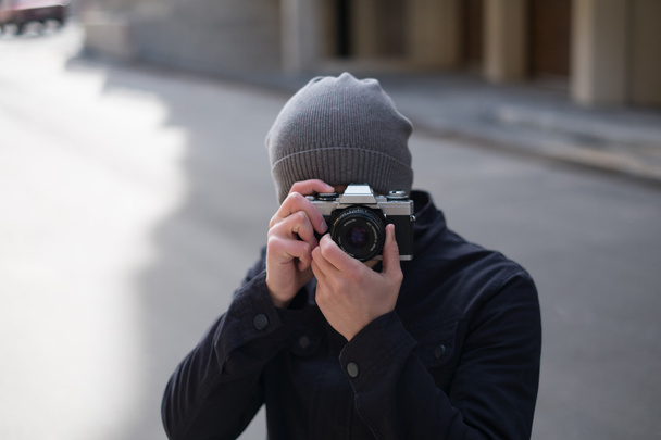 male photographer with a camera - Foto, Imagem