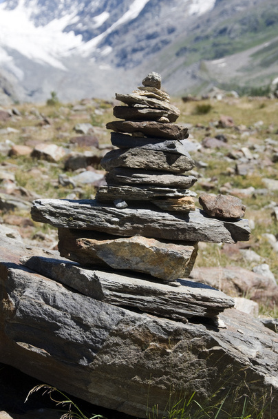 Rocks in nature as a zen tower - Fotoğraf, Görsel