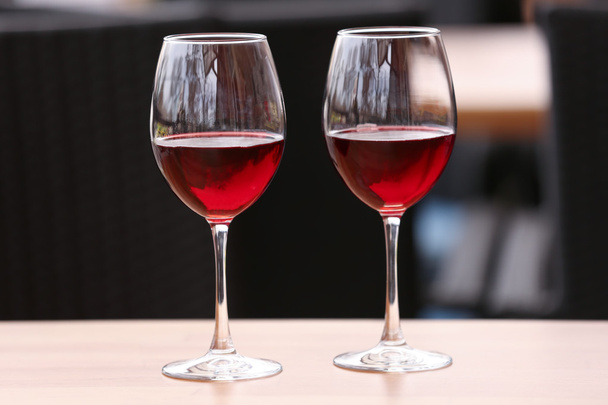 Two glasses of wine  - Фото, изображение