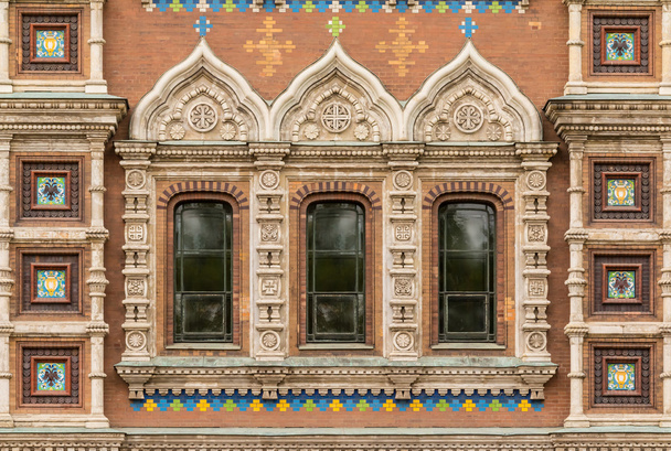 Windows in a row on facade of the Church of the Savior on Spilled Blood - Foto, immagini