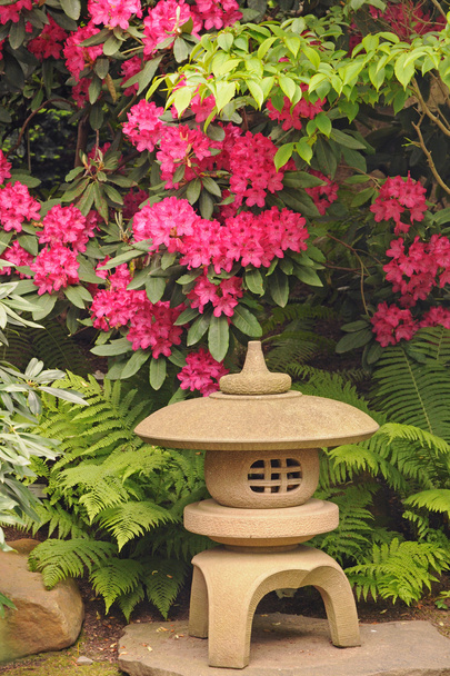 UNiqe decoratieve Japanse tuin - Foto, afbeelding